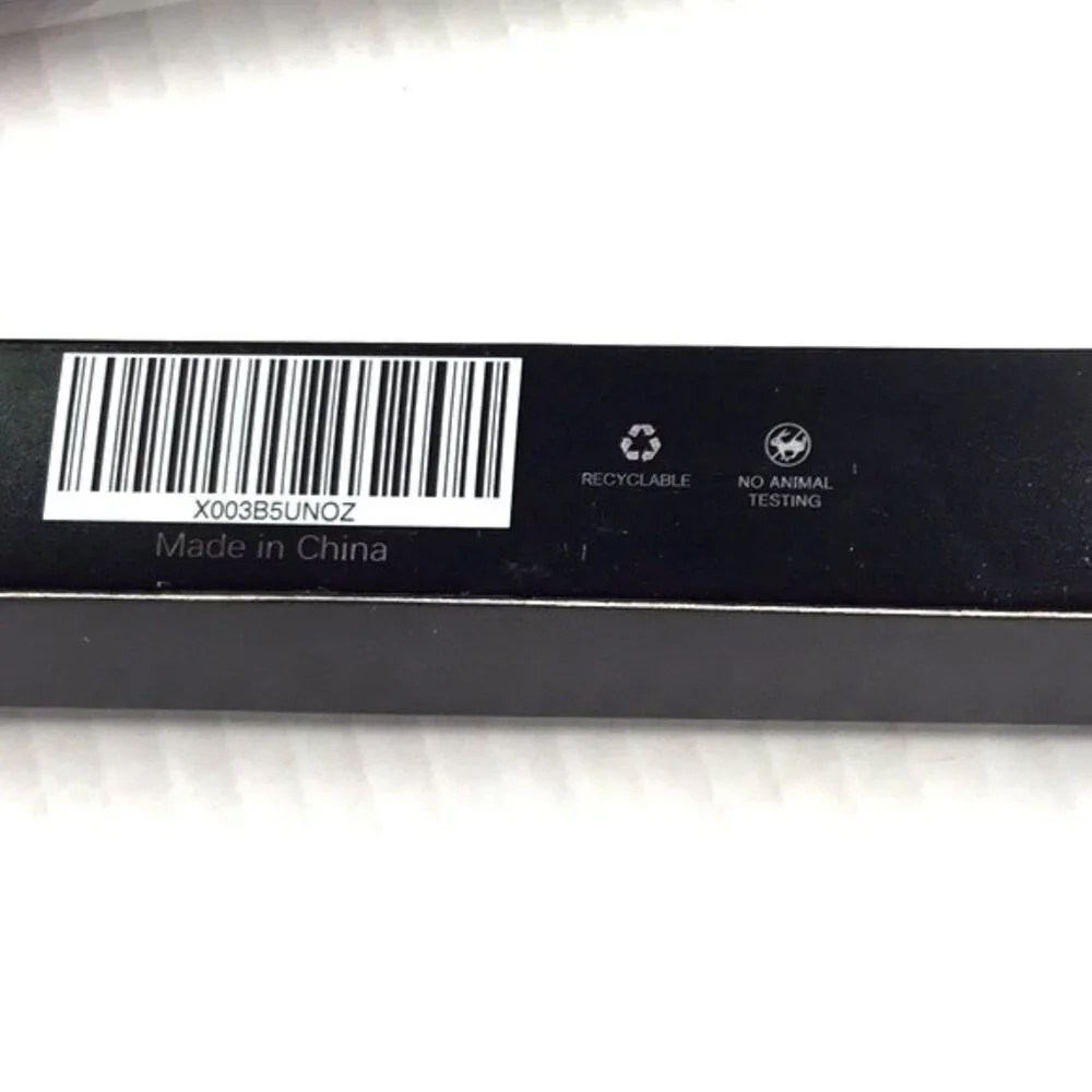 RAFFAELLO Flawless Powder Brush Black Handle Purple Bristles 8 inches